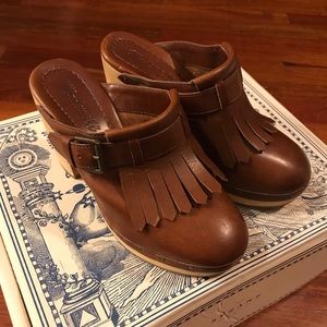 Madewell Leather Clogs
